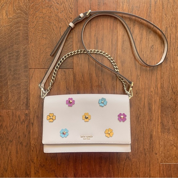 HAUTE H0ES GIVVY 💗 STUFFED Kate Spade Flower Convertible Crossbody Bag - Picture 9 of 13
